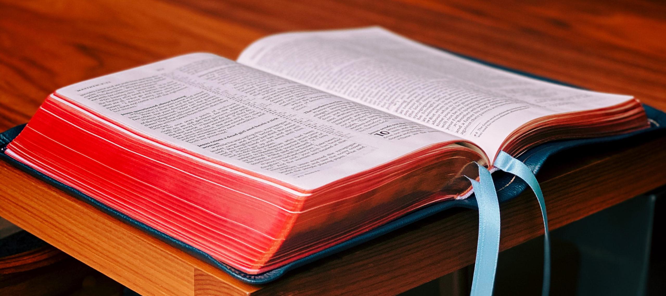 11 Bible Verses That Show Jesus Is King Core Christianity